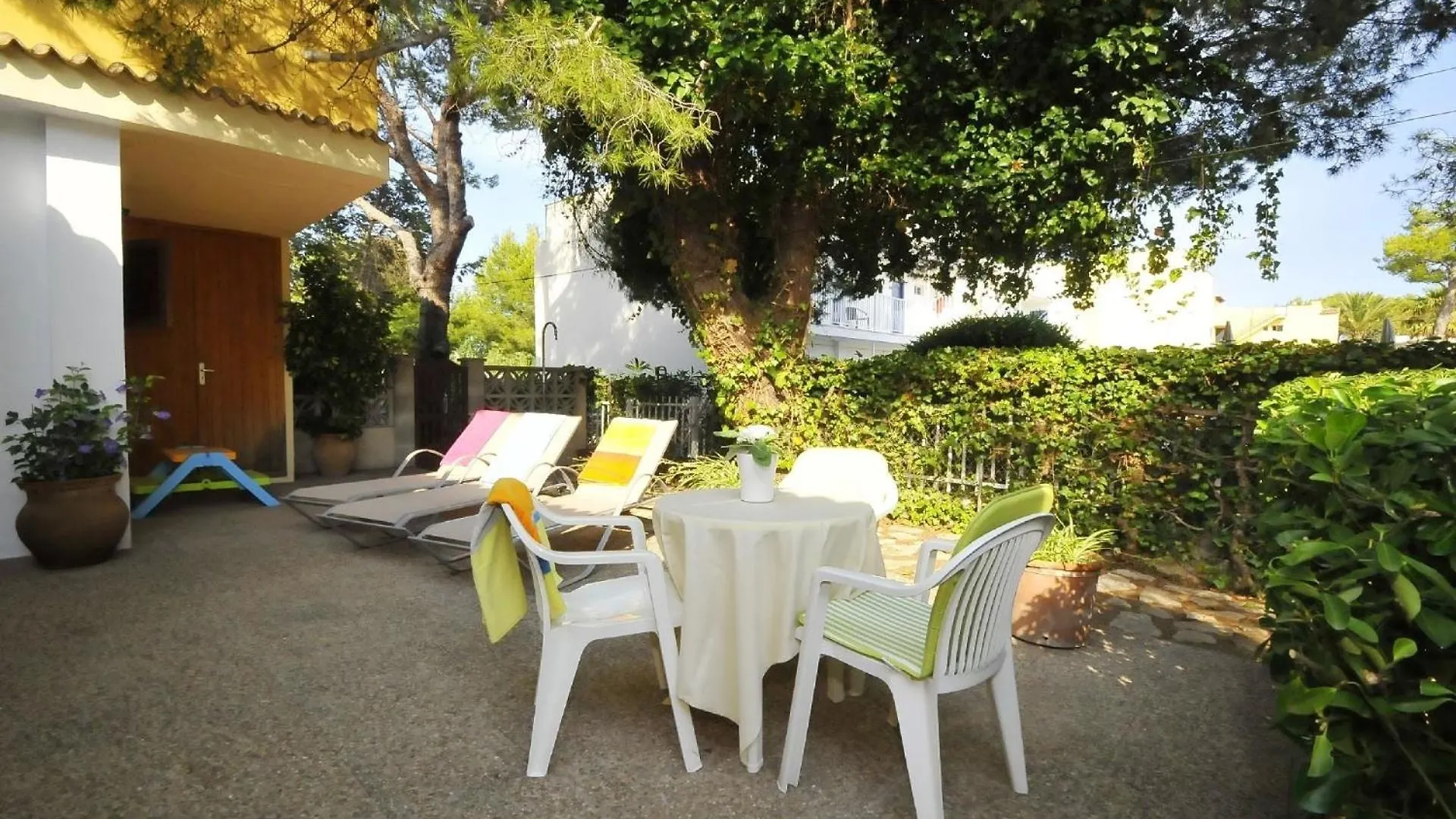 Casa de Férias Tolles Ferienhaus In Alcdia Mit Garten, Grill Und Terrasse Port de Alcudia